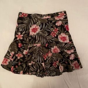 American Eagle Floral Skirt